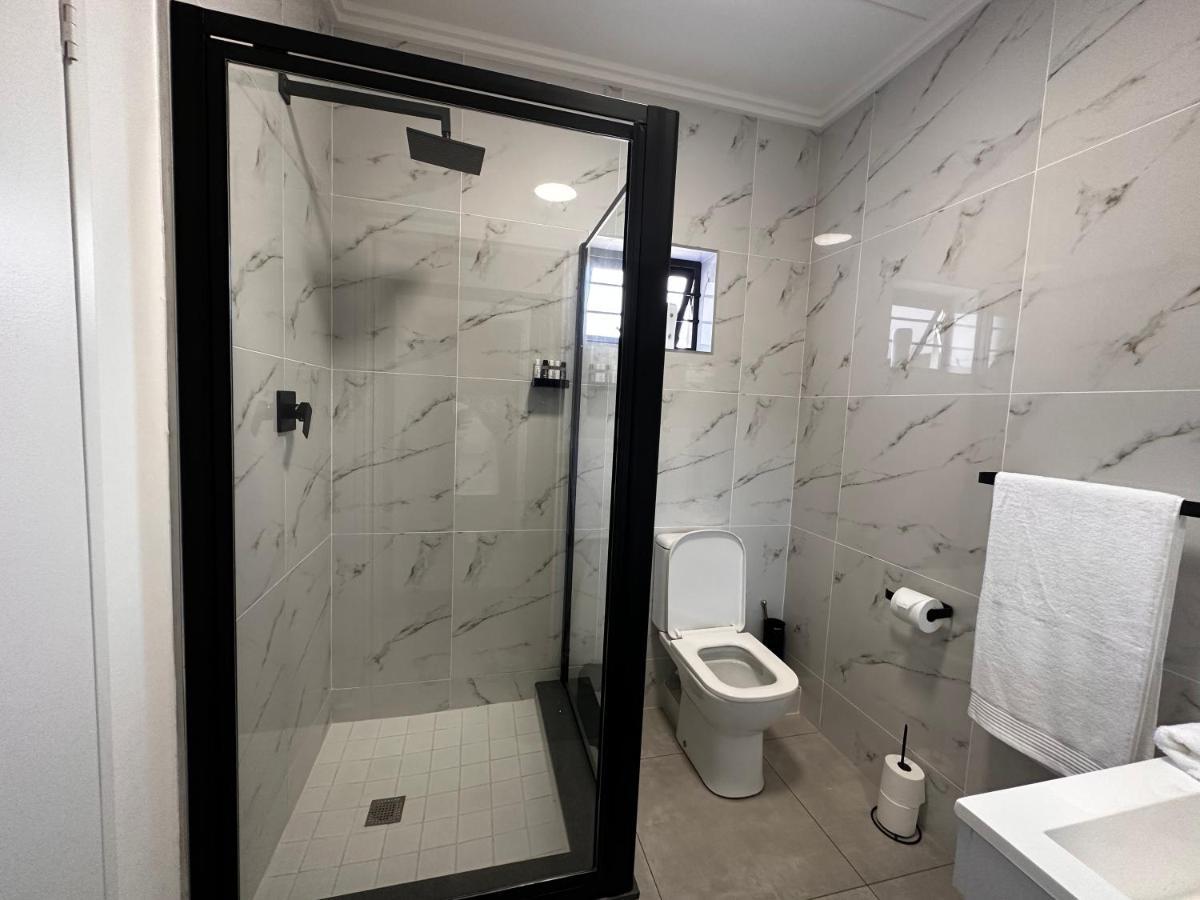 Stylish Executive Apartment With Power Backup Johannesburg Exterior foto