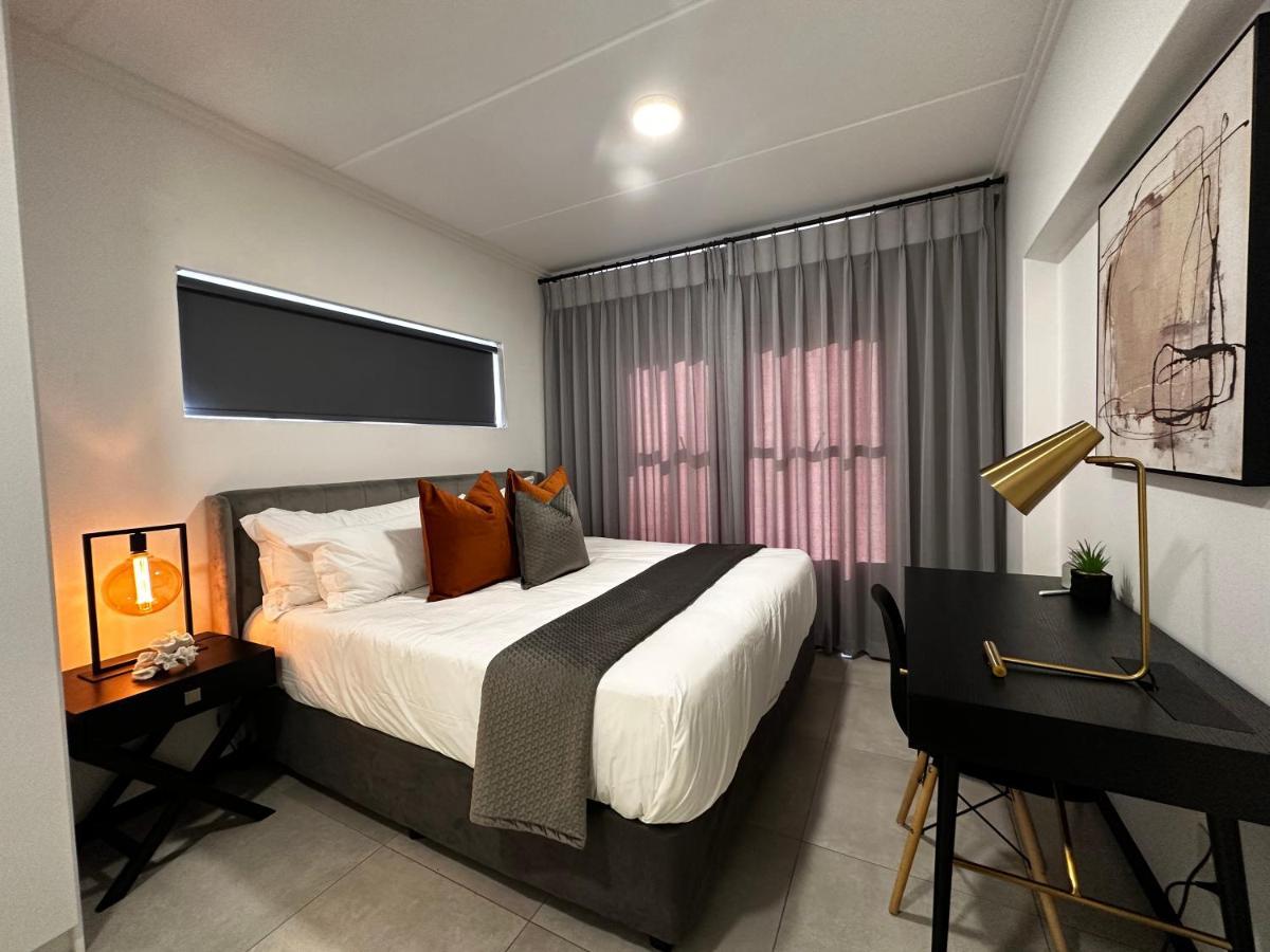 Stylish Executive Apartment With Power Backup Johannesburg Exterior foto